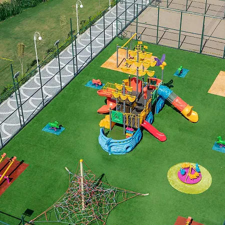 Granada Luxury - Family Kids Concept