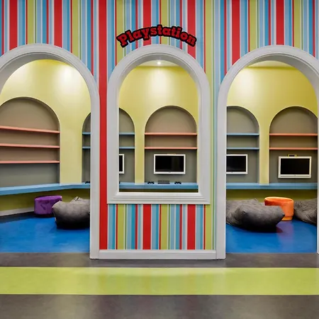 Granada Luxury - Family Kids Concept