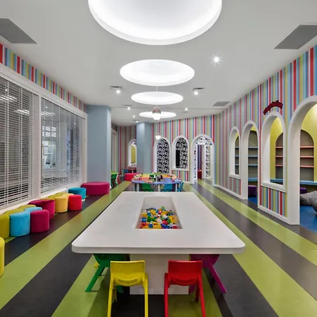 Granada Luxury - Family Kids Concept Otel