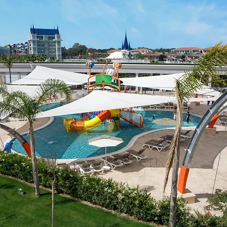 Granada Luxury - Family Kids Concept Otel