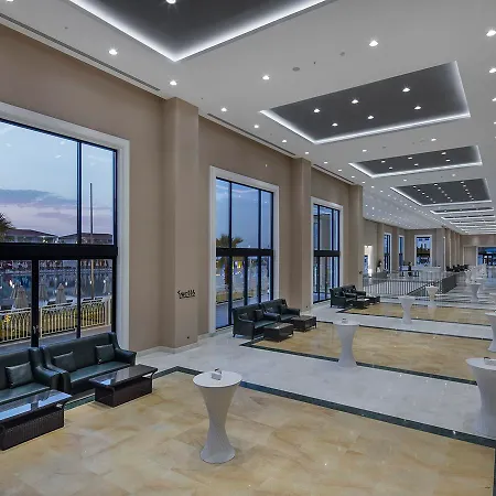 Granada Luxury - Family Kids Concept