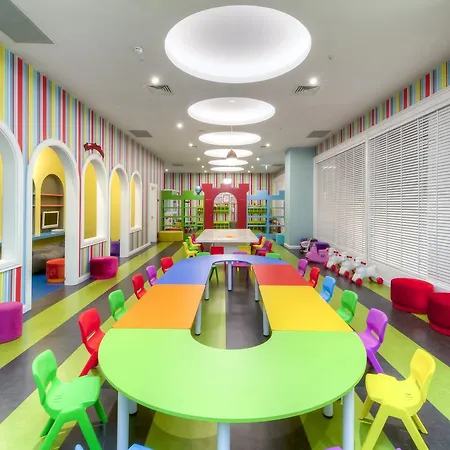 Granada Luxury - Family Kids Concept