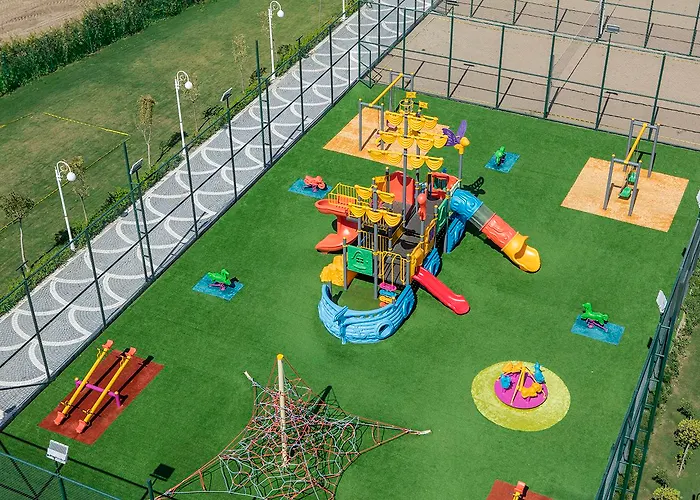 Granada Luxury - Family Kids Concept