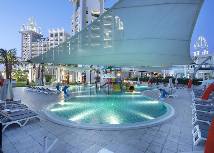 Hotel Granada Luxury - Family Kids Concept 5*