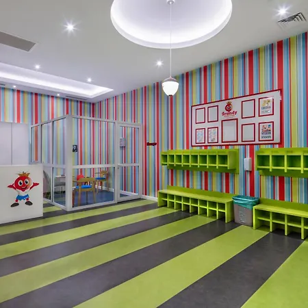 Granada Luxury - Family Kids Concept