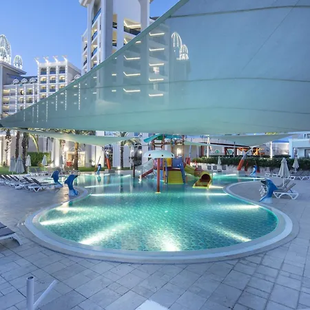 Hotel Granada Luxury - Family Kids Concept 5*